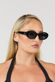 Capri - Black