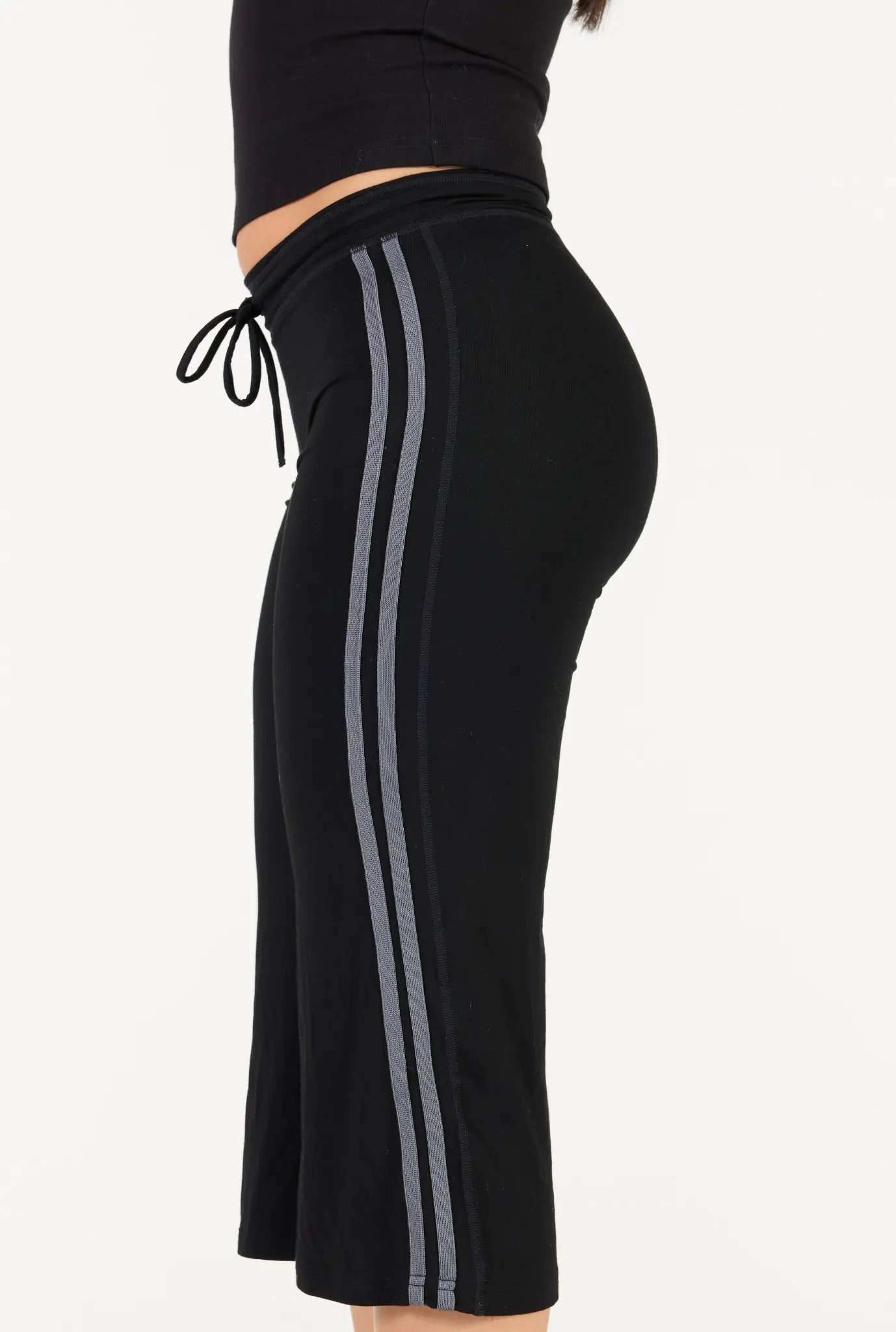 Stripe Capri - Black