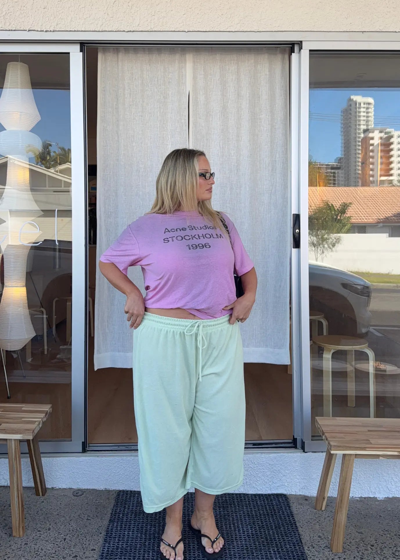 2_44bb1795-e678-4c7b-b3dc-8107142744a7.webp