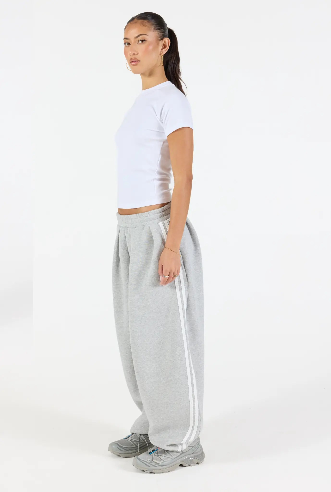 Barrel Leg Sweatpant - Heather Grey