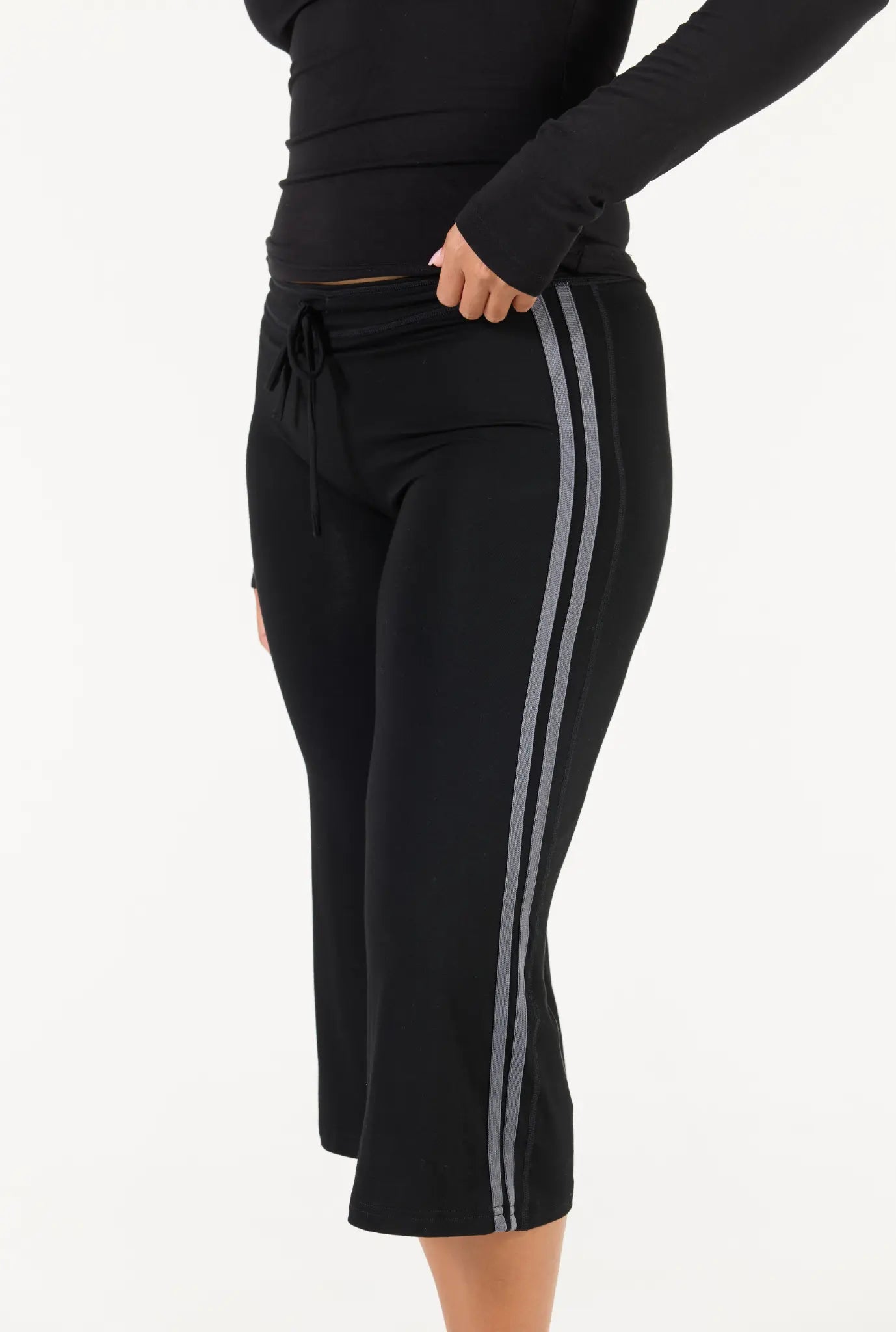 Stripe Capri - Black