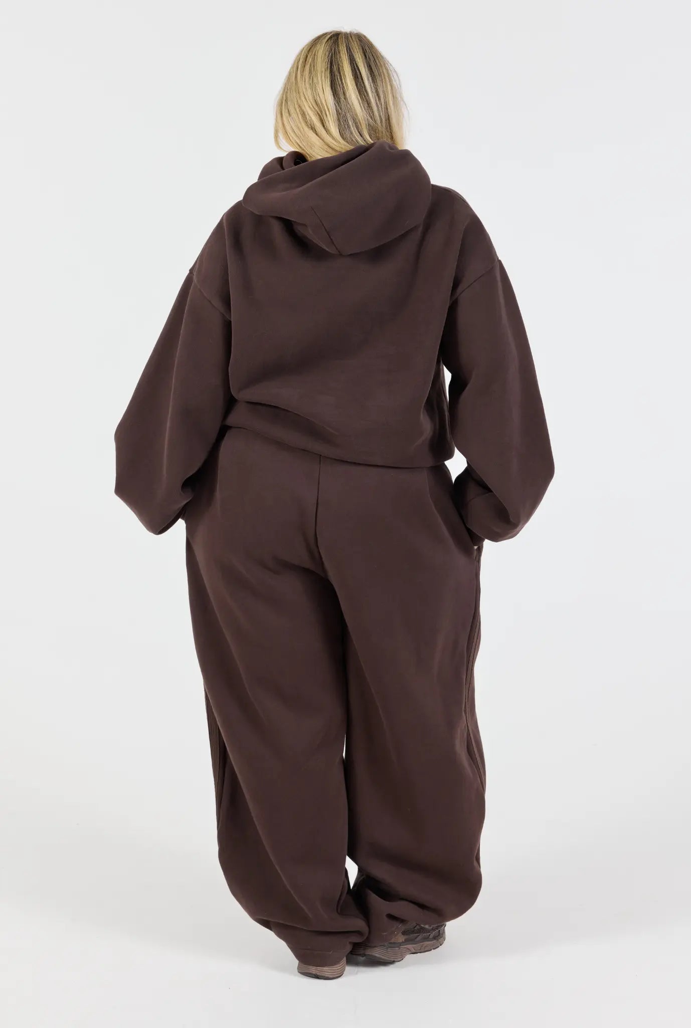 Barrel Leg Sweatpant - Cocoa