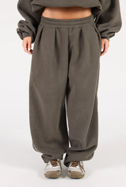 Barrel Leg Sweatpant - Dark Khaki