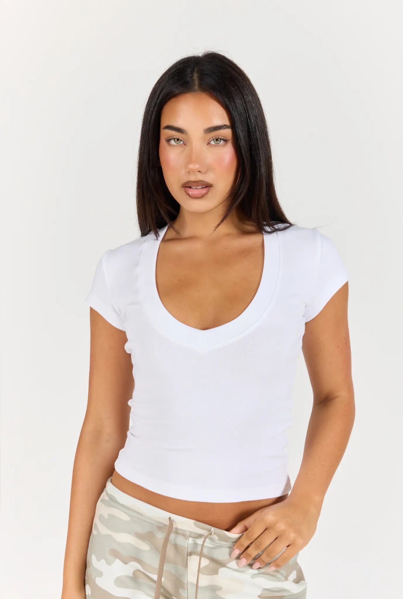 V-neck T-Shirt - White