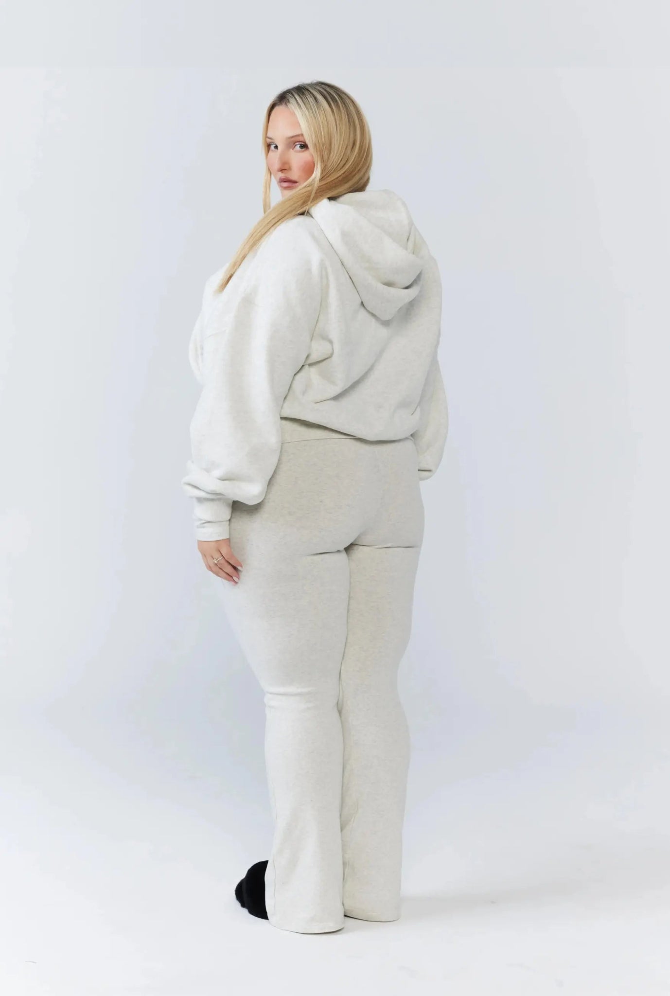 Cozy Cut Zip Up - Remmie By Riley