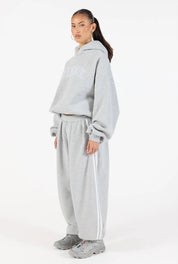 Barrel Leg Sweatpant - Heather Grey
